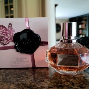 Viktor & Rolf Flowerbomb Nectar 1.7 oz
